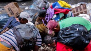 venezolanos-bolsas-basura-foto-twitter_nacima20160820_0034_6